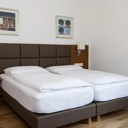 Landgasthof Barenwirt Petzenkirchen